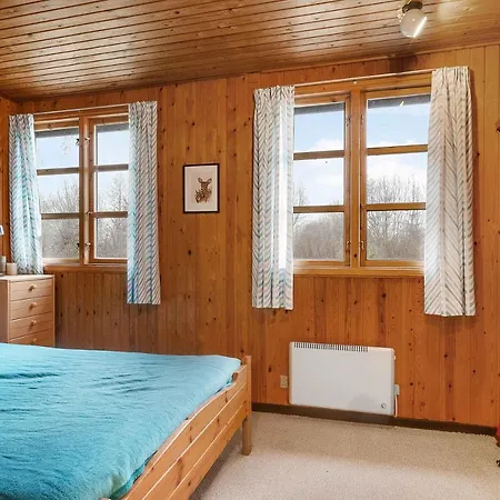 Cosy Only 600 Meters From The Water Semesterbostad *